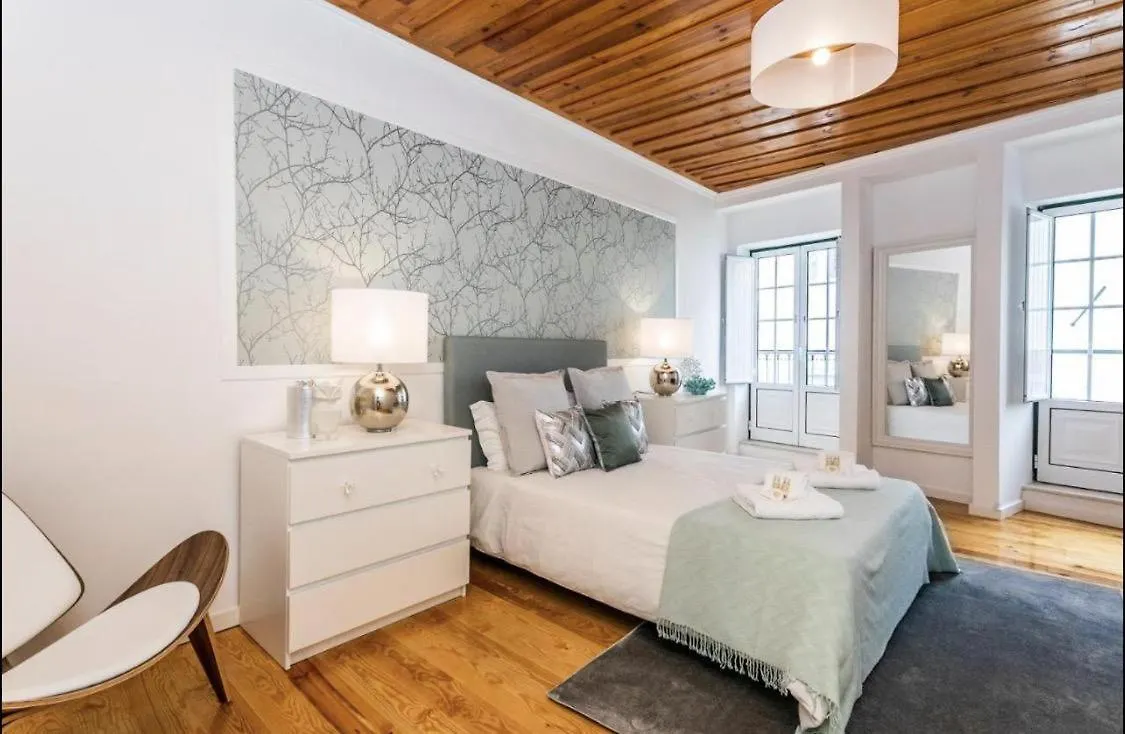 Sao Bento 1 Bedroom Garden Apartment Lisboa